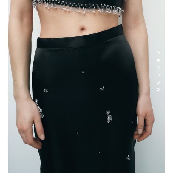 ZARA 2PIECES LIMITED EDITION JEWEL TRIM SATIN EFFECT SKIRT AND TOP - Picture 5 of 11